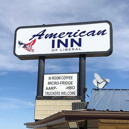 American Inn Of Liberal Buitenkant foto