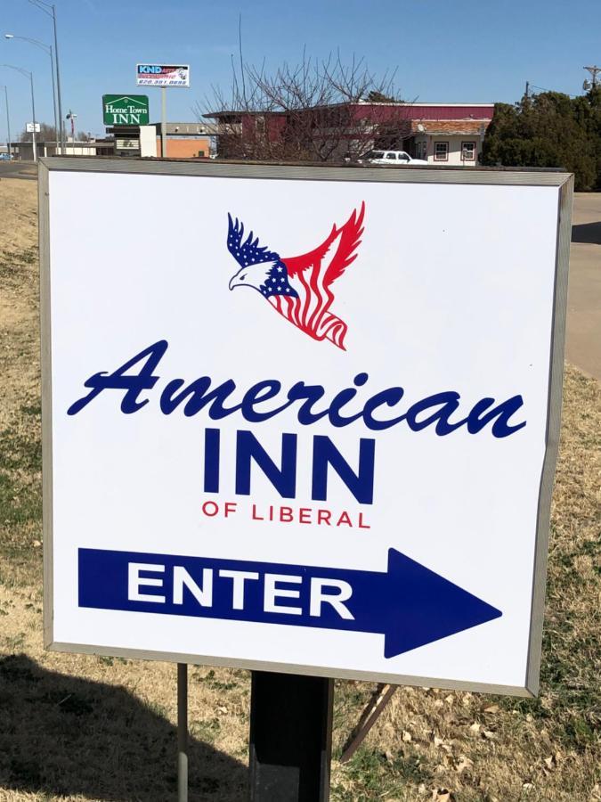 American Inn Of Liberal Buitenkant foto